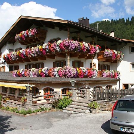 Hotel Mooserhof Sesto Kültér fotó